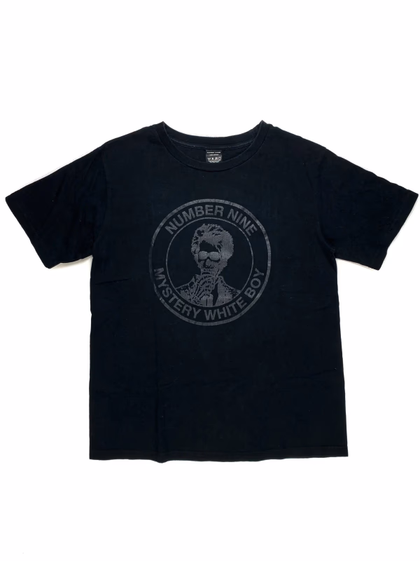 Number (N)ine 'Mystery White Boy' Circle Tee in Black