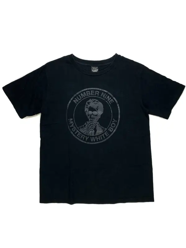 'Mystery White Boy' Circle Tee